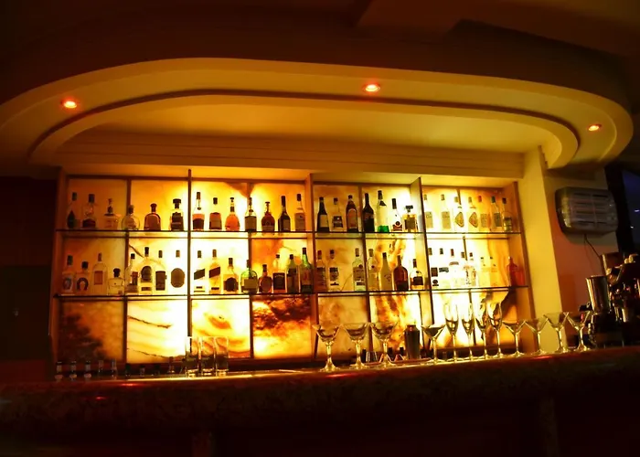 Plaza Camarones - Solo Adultos Hotel 2*